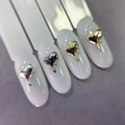 1852 Фигурки объемные "Сердечки" металл 10шт